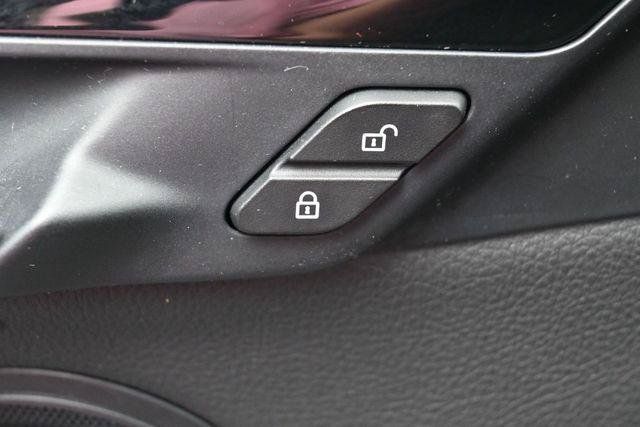 Used 2018 BMW X1 xDrive28i AWD/4WD image 14