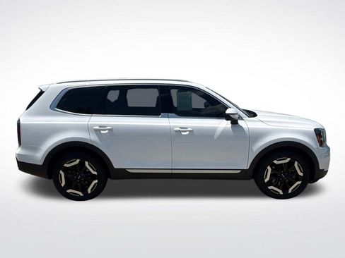 Used 2024 Kia Telluride EX FWD image 12