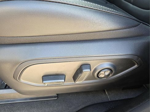 New 2026 Jeep Grand Cherokee L Limited w/ Luxury Tech Group II image 15