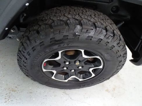 Used 2021 Jeep Wrangler Unlimited Sport w/ Sun And Sound Package AWD/4WD image 27