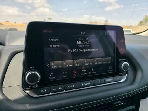 Used 2026 Nissan Rogue SV FWD image 16