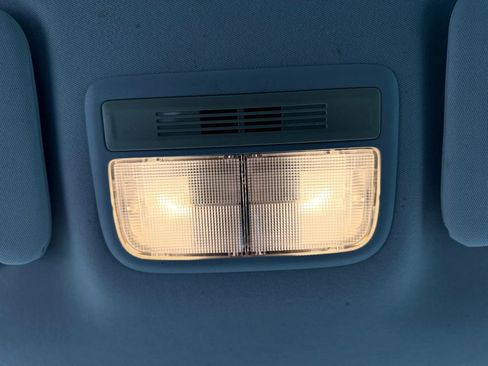 Used 2016 Honda HR-V LX image 27