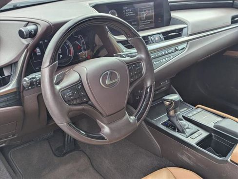 Used 2021 Lexus ES 350 w/ Premium Package image 8