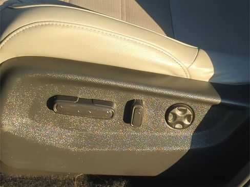 Used 2020 Honda CR-V EX-L image 19