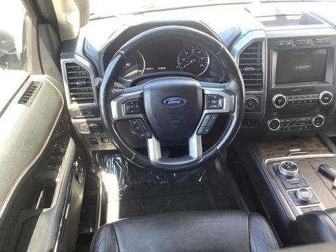 Used 2018 Ford Expedition Max Platinum AWD/4WD image 10