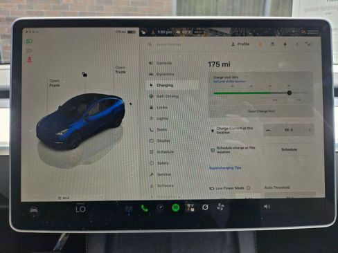 Used 2024 Tesla Model Y Long Range RWD image 46