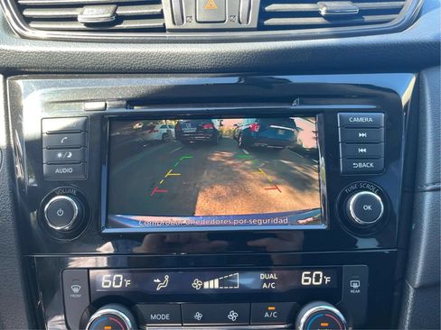 Used 2020 Nissan Rogue SV FWD image 19