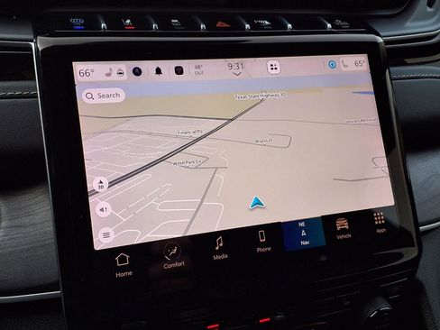 Used 2023 Jeep Grand Cherokee 4WD 4xe image 12