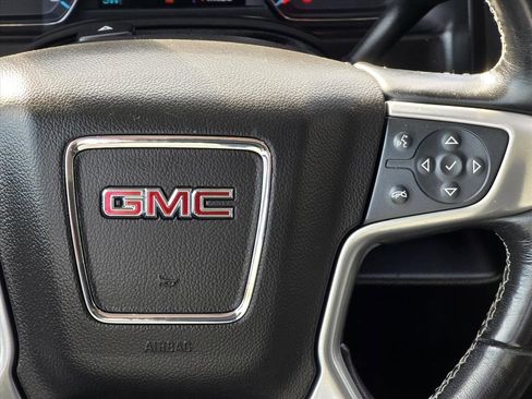 Used 2019 GMC Yukon SLT image 16
