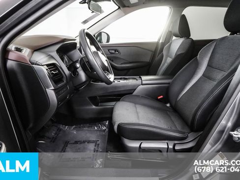 Used 2021 Nissan Rogue S image 17