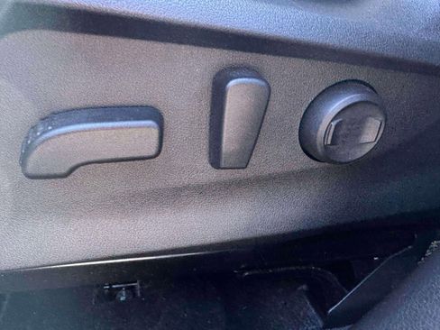 Certified 2023 Subaru Forester Touring AWD/4WD image 13