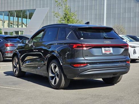 Used 2025 Audi Q6 e-tron Premium Plus w/ Premium Plus AWD/4WD image 9