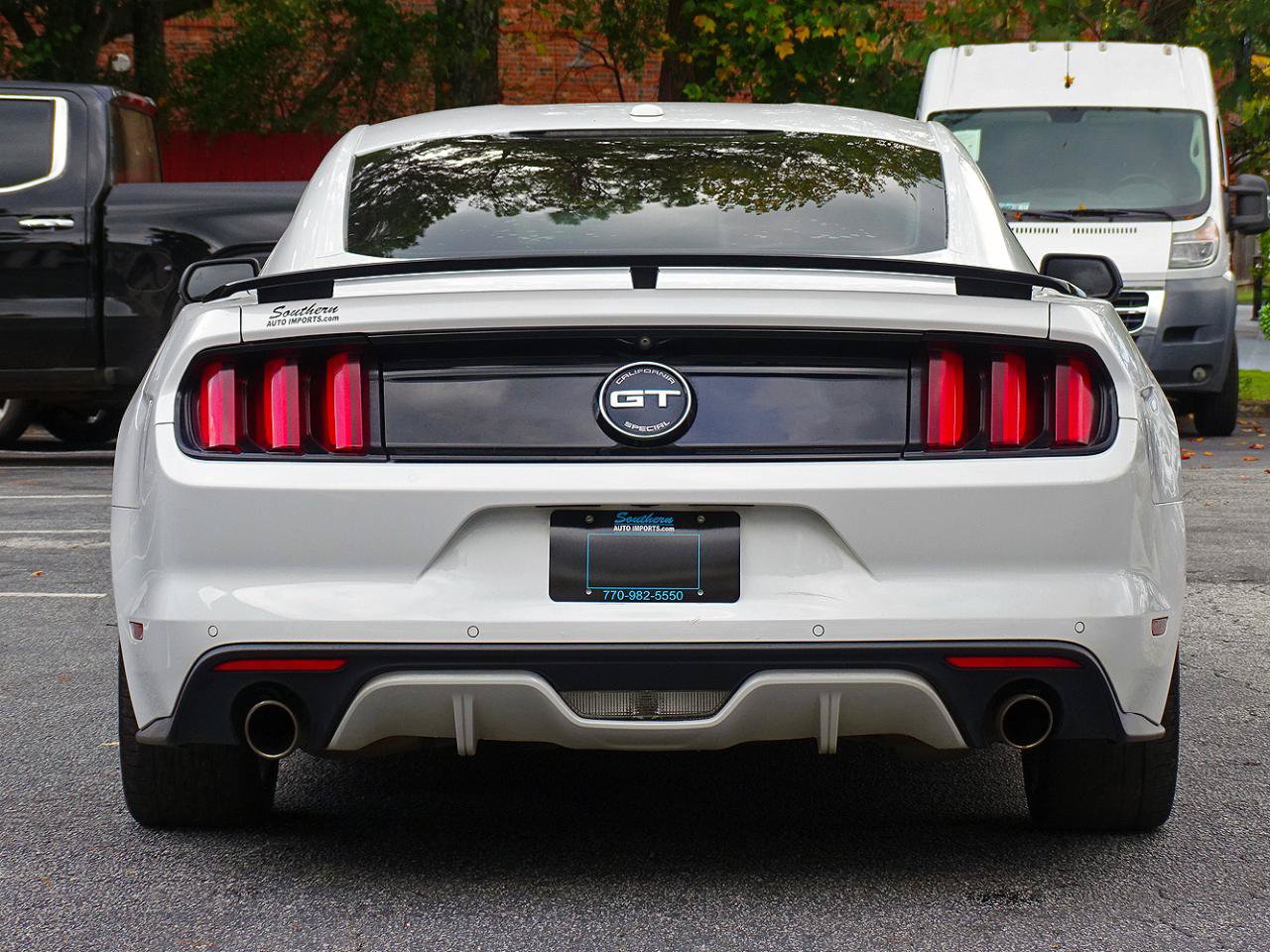 Used 2017 Ford Mustang GT Premium w/ Equipment Group 401A RWD image 11