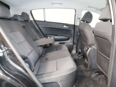 Used 2020 Kia Sportage LX AWD/4WD image 12