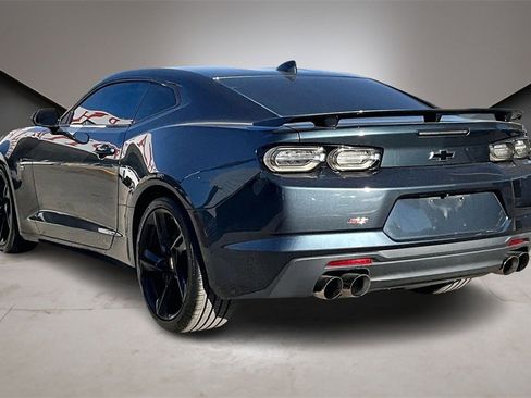 Used 2021 Chevrolet Camaro SS image 4