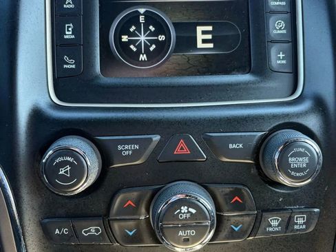 Used 2015 Jeep Grand Cherokee Laredo w/ Quick Order Package 23E image 16