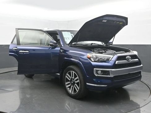 Used 2018 Toyota 4Runner Limited AWD/4WD image 48