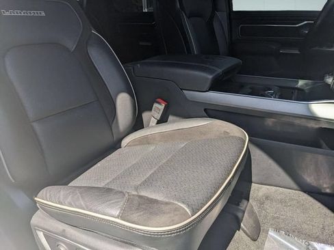 Used 2023 RAM 1500 Laramie AWD/4WD image 30