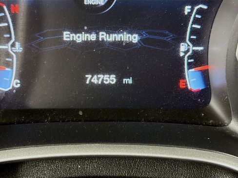 Used 2017 Jeep Compass Limited image 16