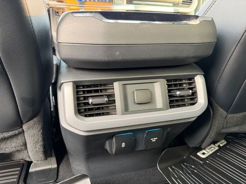 Used 2024 Ford F150 Lariat w/ Bed Utility Package AWD/4WD image 29