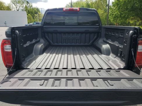 New 2025 GMC Canyon Elevation w/ Convenience Package image 8