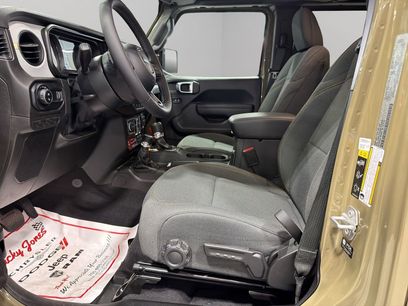 New 2025 Jeep Gladiator Willys