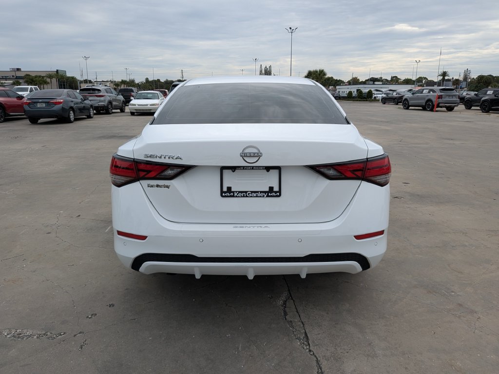 Used 2024 Nissan Sentra S FWD image 7