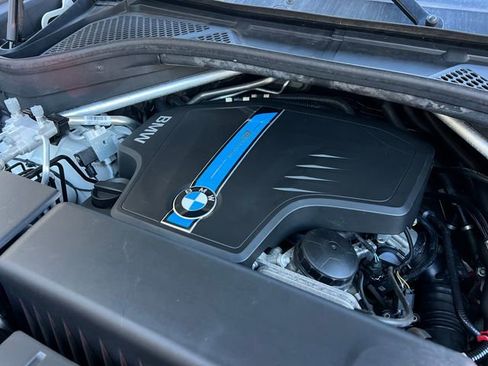 Used 2018 BMW X5 xDrive40e image 33