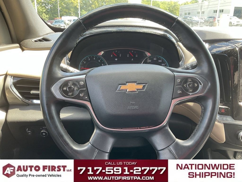 Used 2023 Chevrolet Traverse LT w/ LT Premium Package AWD/4WD image 23