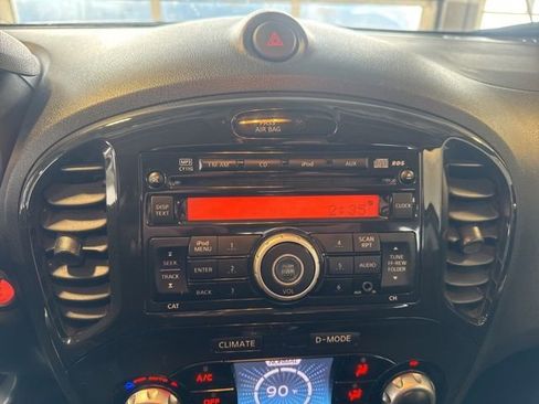 Used 2014 Nissan Juke SV image 13