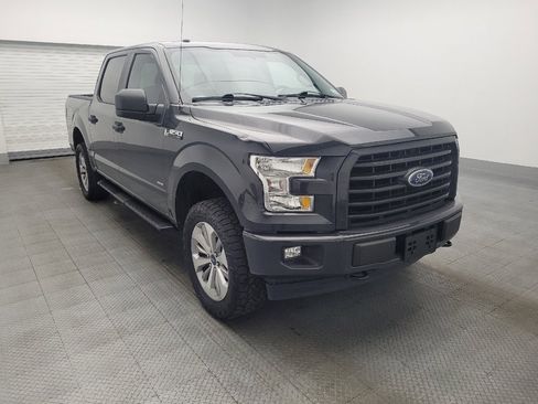 Used 2017 Ford F150 XL w/ Equipment Group 101A Mid image 13