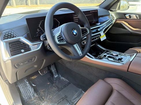 New 2026 BMW X5 xDrive40i w/ M Sport Package image 19
