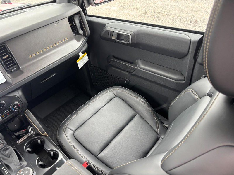 Used 2026 Ford Bronco Badlands AWD/4WD image 16