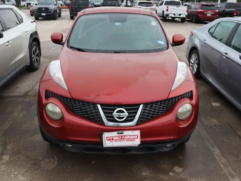Used 2013 Nissan Juke SL FWD image 3