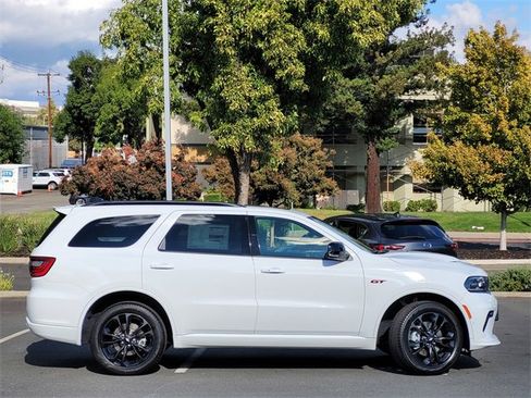 New 2026 Dodge Durango GT image 8