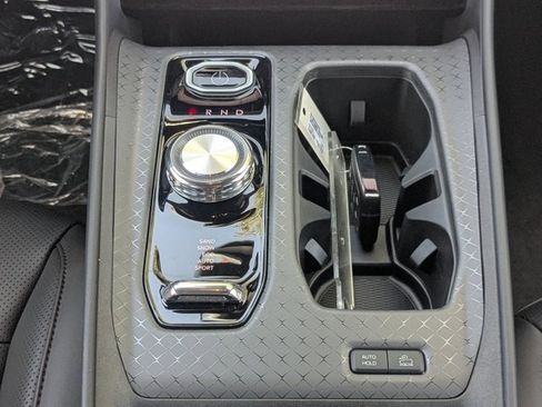 New 2025 Jeep Wagoneer S Limited image 18