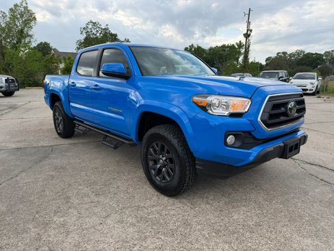 Used 2020 Toyota Tacoma SR5 image 8