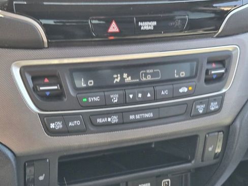 Used 2023 Honda Ridgeline RTL-E image 29
