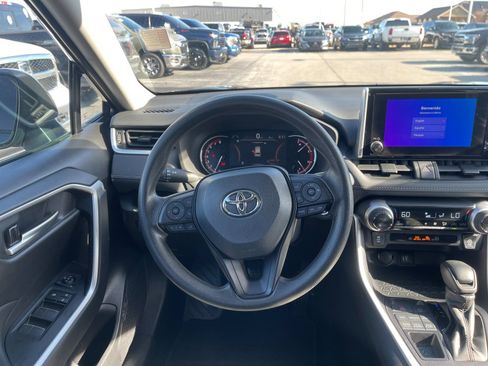 Used 2024 Toyota RAV4 XLE image 16
