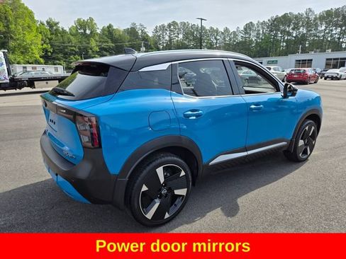 Used 2025 Nissan Kicks SR AWD/4WD image 9