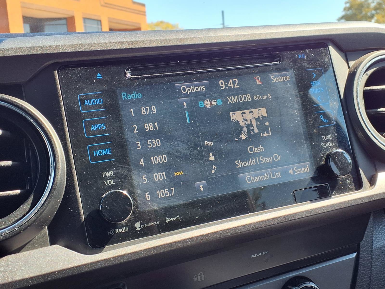 Used 2019 Toyota Tacoma TRD Sport AWD/4WD image 9