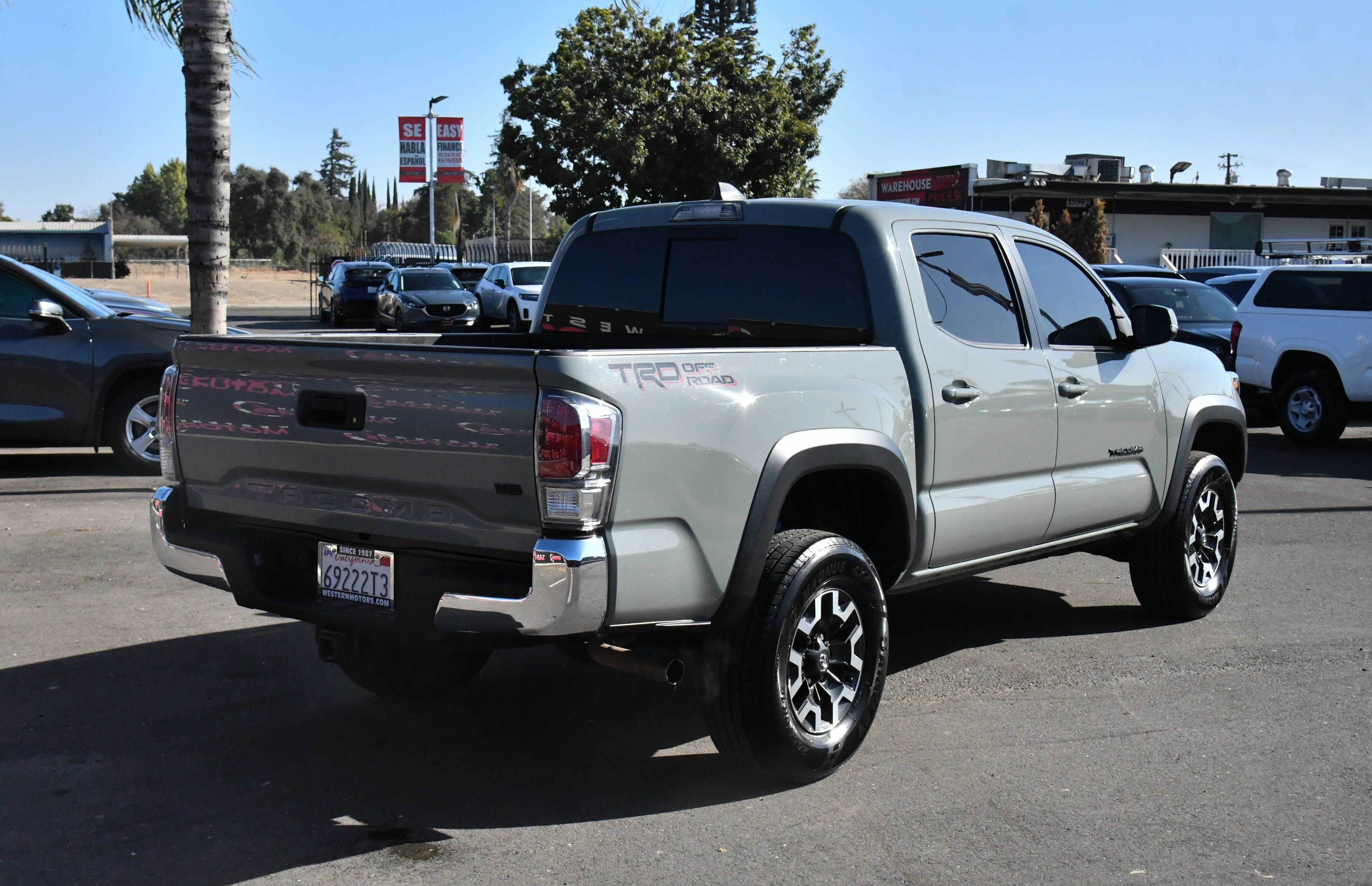 Used 2023 Toyota Tacoma TRD Off-Road RWD image 8