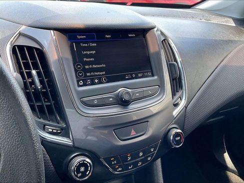 Used 2019 Chevrolet Cruze LS w/ LS Convenience Package FWD image 24