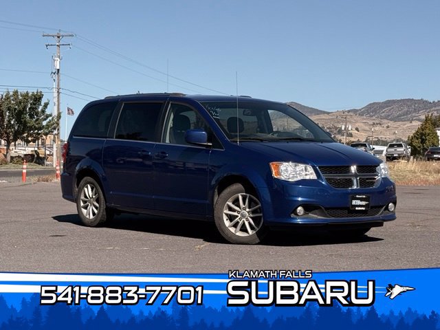 Used 2020 Dodge Grand Caravan SXT FWD image 1