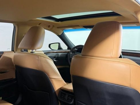 Used 2022 Lexus ES 350 w/ Premium Package FWD image 28