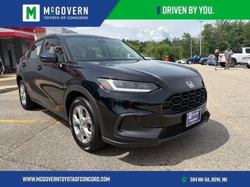 Used 2025 Honda HR-V LX image 9