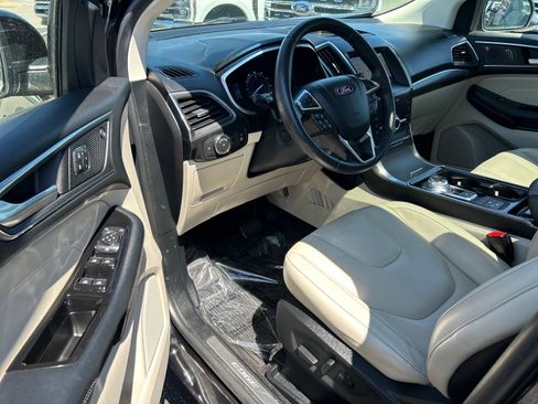 Certified 2020 Ford Edge Titanium w/ Class II Trailer Tow Package AWD/4WD image 5