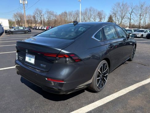 New 2026 Honda Accord Touring image 5