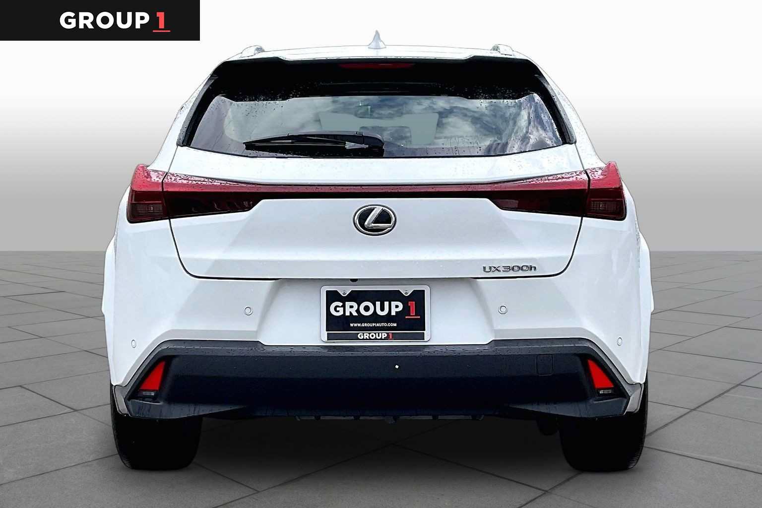 Used 2026 Lexus UX 300h FWD w/ Cold Area Package image 4