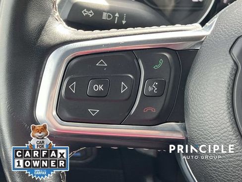 Used 2022 Jeep Wrangler Unlimited Sahara w/ Cold Weather Group image 17